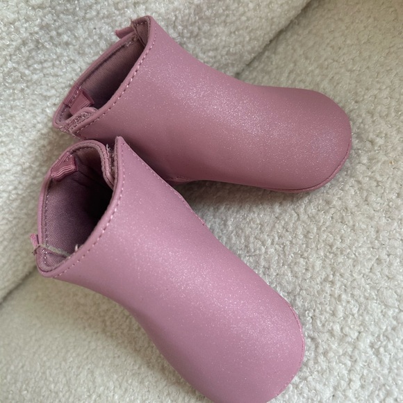 Pink Ruffle Kids Shoes - Picture 4 of 8